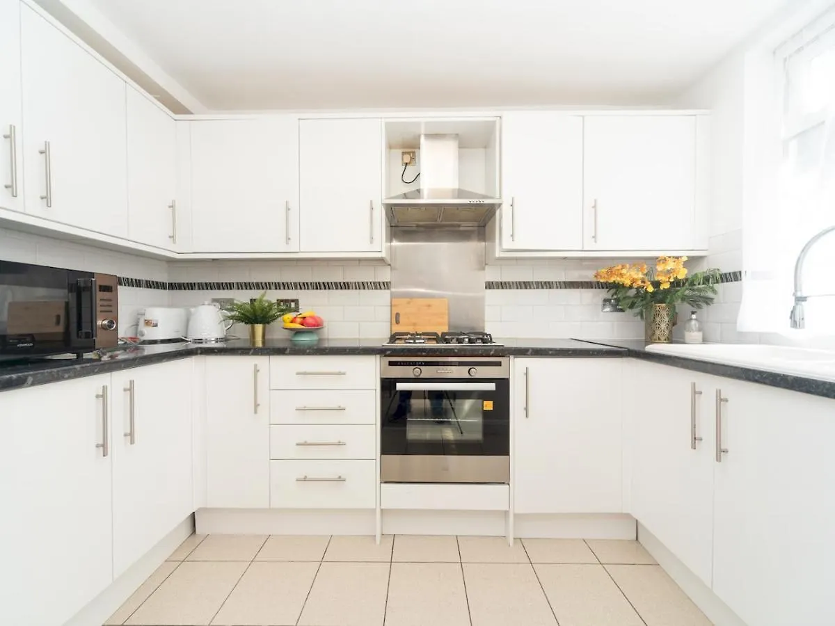 Holiday home Pass The Keys Spacious 4 Bed House Free Parking Near Station Bexleyheath