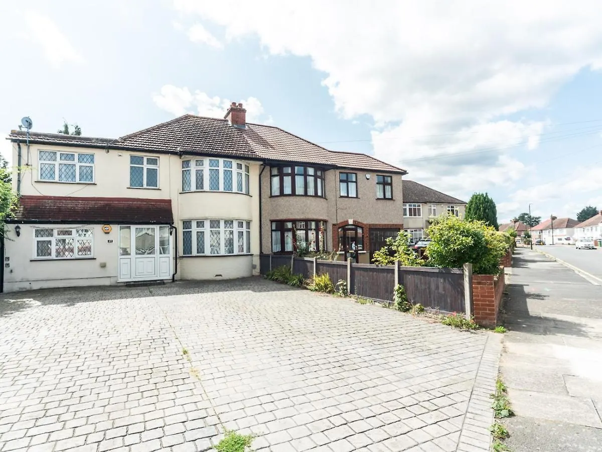 Holiday home Pass The Keys Spacious 4 Bed House Free Parking Near Station Bexleyheath