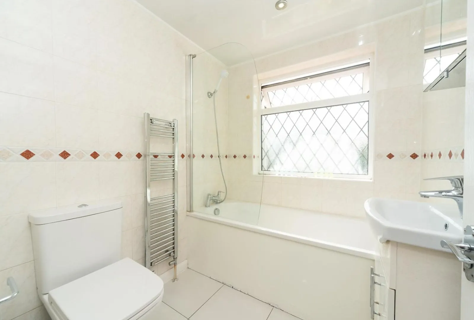 Holiday home Pass The Keys Spacious 4 Bed House Free Parking Near Station Bexleyheath